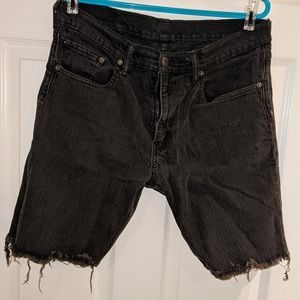 MOVING- offer any price  Levis cut off shorts 34
